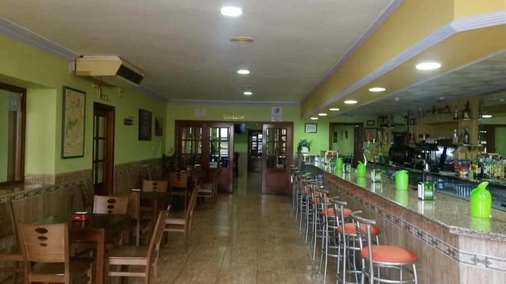 Hostal Restaurante El Paraiso Don Benito Buitenkant foto