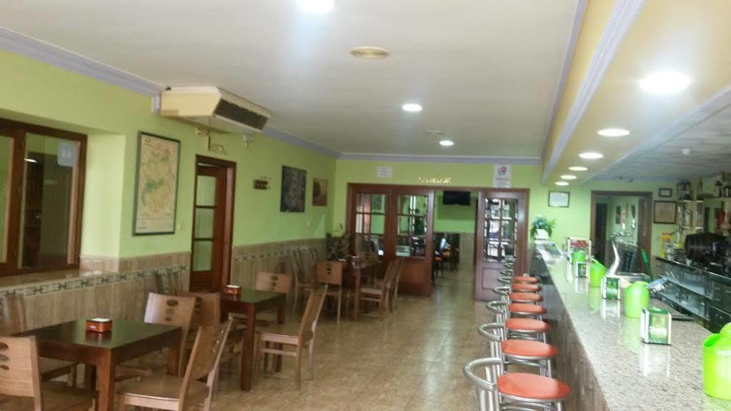 Hostal Restaurante El Paraiso Don Benito Buitenkant foto